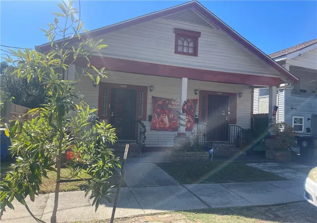 Homes for sale in New Orleans, LA | 5452 Burgundy St, New Orleans, LA 70117 | MLS# 2532170
