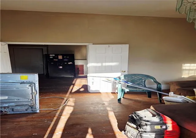 2nd image of 8621 Hickory St, New Orleans, LA 70118 | MLS# 2532232