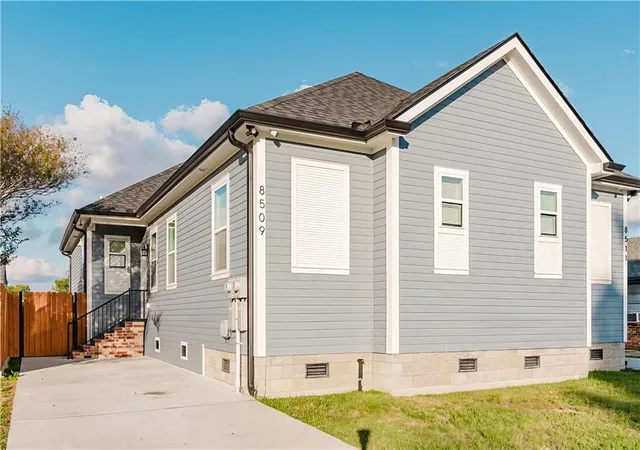 3rd image of 8509 11 Regiment Dr, Chalmette, LA 70043 | MLS# 2532259