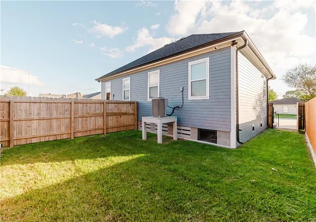 4th image of 8509 11 Regiment Dr, Chalmette, LA 70043 | MLS# 2532259