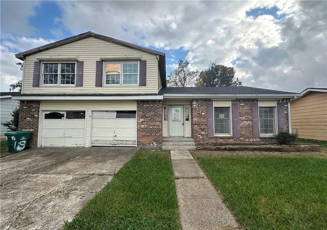 Homes for sale in Harvey, LA | 3889 Chriswood Ln, Harvey, LA 70058 | MLS# 2532275