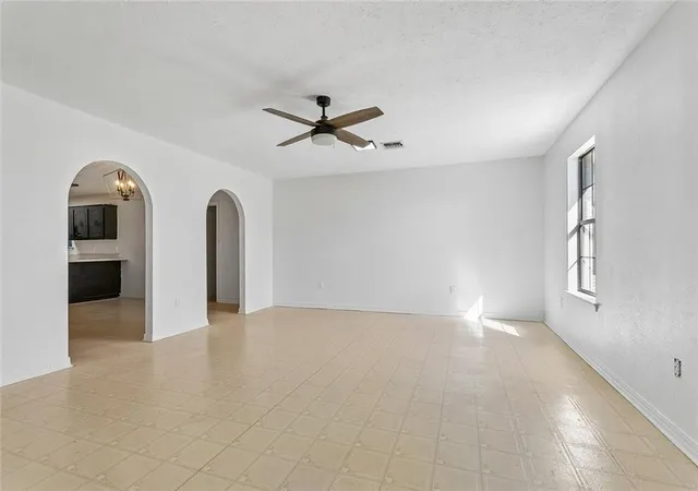 Homes for sale in Des Allemands, LA | 102 Pleasant Valley Dr, Des Allemands, LA 70030 | MLS# 2532132