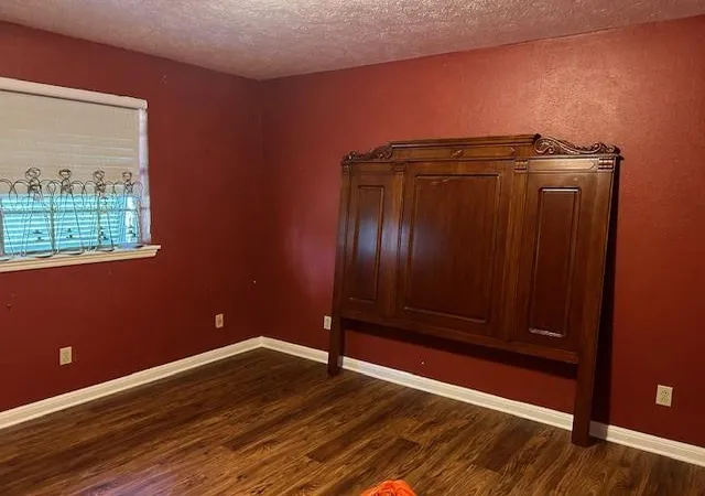 Homes for sale in Metairie, LA | 1901 Transcontinental Dr, Metairie, LA 70001 | MLS# 2522865