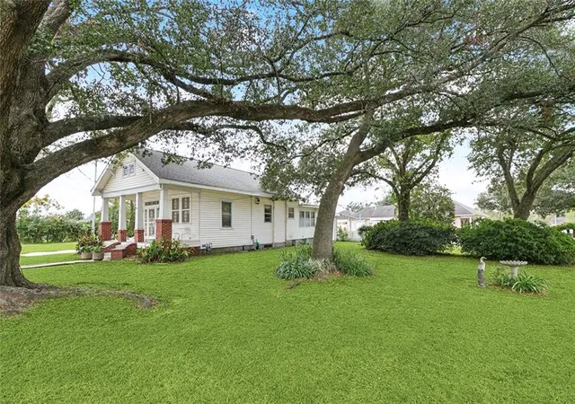 Homes for sale in Belle Chasse, LA | 8703 La 23 Hwy, Belle Chasse, LA 70037 | MLS# 2532359