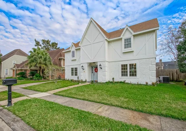 2nd image of 32 Yosemite Dr, New Orleans, LA 70131 | MLS# 2533286