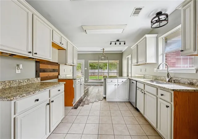 Homes for sale in Robert, LA | 46103 Riverdale Heights Rd, Robert, LA 70455 | MLS# 2533243