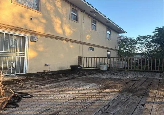 Homes for sale in New Orleans, LA | 4940 Eastview Dr, New Orleans, LA 70126 | MLS# 2534028