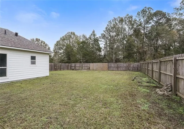Photo 16 of Sale Pending at 23294 Conifer Dr, Denham Springs, LA 70726 | MLS# 2533457 | Listing updated on 2026-07-30