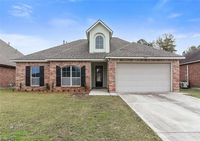 Photo 1 of Sale Pending at 23294 Conifer Dr, Denham Springs, LA 70726 | MLS# 2533457 | Listing updated on 2026-07-30