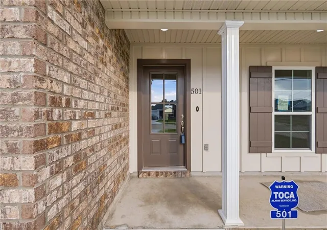 Homes for sale in Waggaman, LA | 501 Helis Dr, Waggaman, LA 70094 | MLS# 2534163