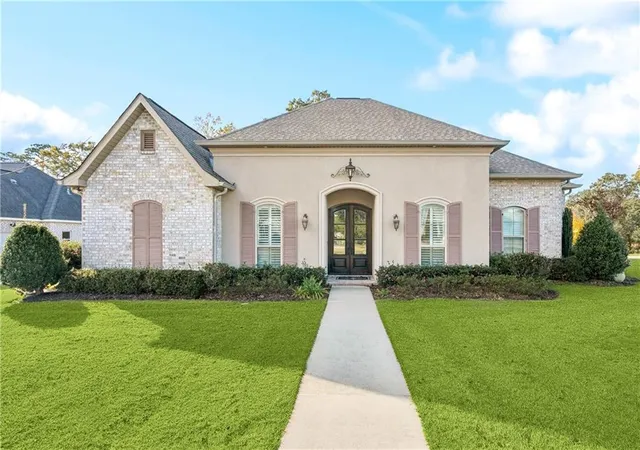 1st image of 924 Great Southern Dr, Abita Springs, LA 70420 | MLS# 2534714