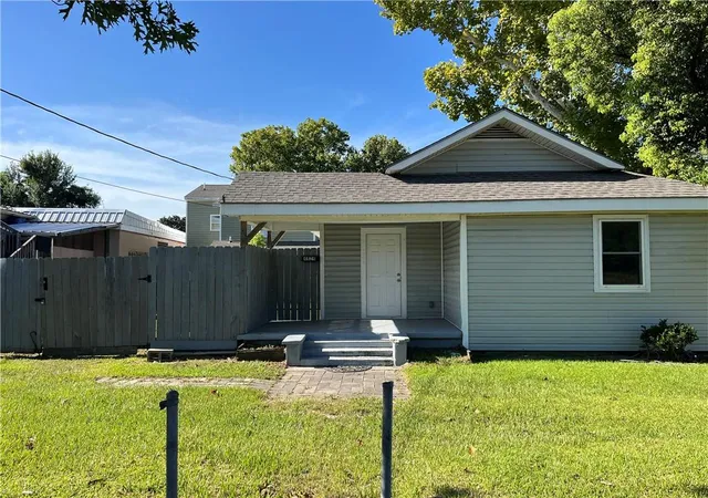 1st image of 4824 Fourth St, Marrero, LA 70072 | MLS# 2528595