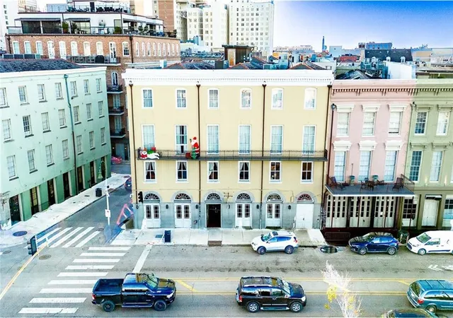 2nd image of 411 Bienville St #401, New Orleans, LA 70130 | MLS# 2535825