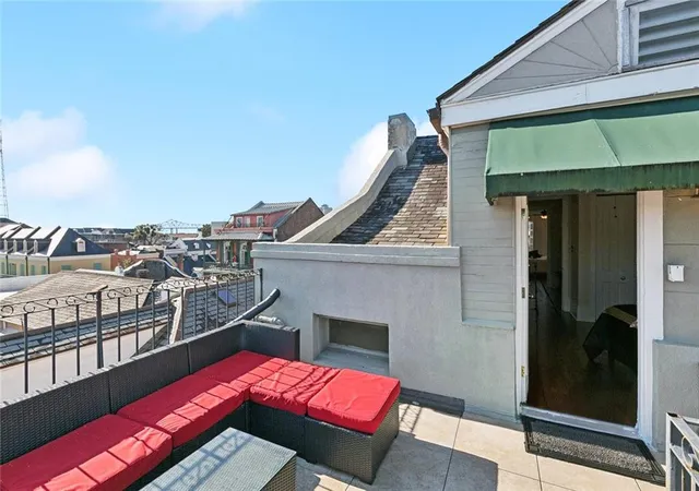 2nd image of 627 Ursulines St, New Orleans, LA 70116