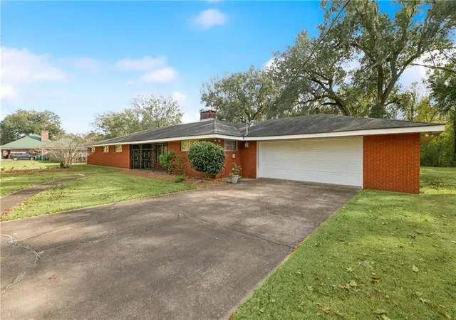 20th image of 2524 Crestwood Rd, Marrero, LA 70072 | MLS# 2535949