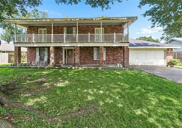 Photo 2 of Single family home for sale at 412 Oak Ln, Luling, LA 70070 | MLS# 2535813 | Listing updated on 2026-08-29