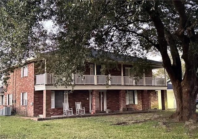 Homes for sale in Luling, LA | 412 Oak Ln, Luling, LA 70070 | MLS# 2535813
