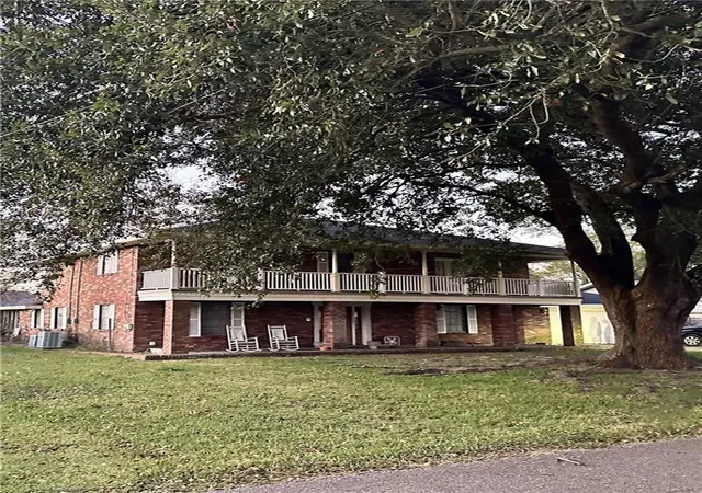 Homes for sale in Luling, LA | 412 Oak Ln, Luling, LA 70070 | MLS# 2535813