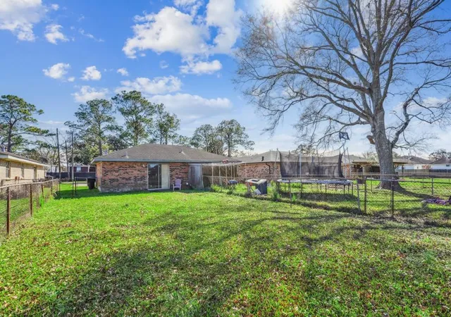 Listing Photo 2 - Condo for sale in building located at 116 Lartigue St, Belle Chasse, LA 70037 - Unit #