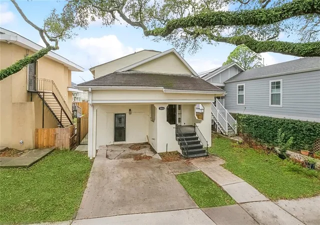 Homes for sale in New Orleans, LA | 3814 Louisiana Avenue Pkwy, New Orleans, LA 70125 | MLS# 2536057