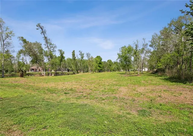 Photo 3 of Land for sale at 34 Arbor Cir, New Orleans, LA 70131 | MLS# 2535597 | Listing updated on 2026-01-01