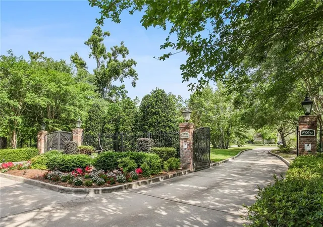 Photo 2 of Land for sale at 17 Arbor Cir, New Orleans, LA 70131 | MLS# 2534725 | Listing updated on 2026-05-11