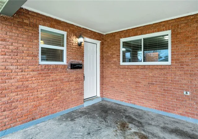 Homes for sale in New Orleans, LA | 1768 Pace Blvd, New Orleans, LA 70114 | MLS# 2536065