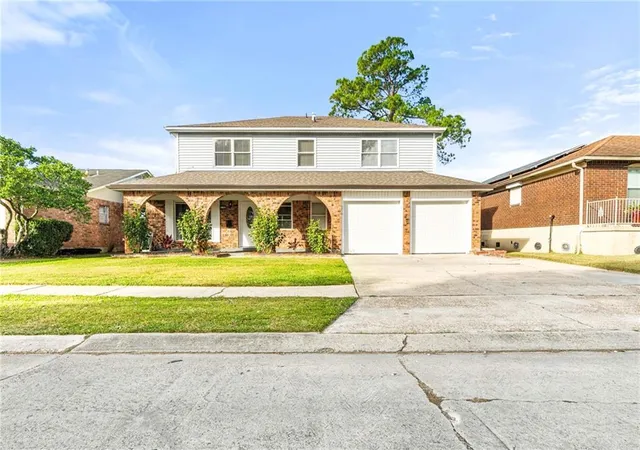 Photo 1 of Single family home for sale at 516 W Marlin Ct, Terrytown, LA 70056 | MLS# 2536106 | Listing updated on 2026-07-29