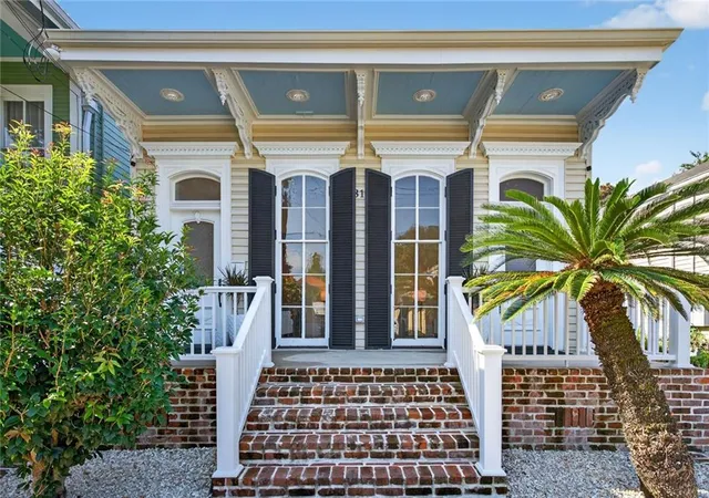 1st image of 4316 Constance St, New Orleans, LA 70115 | MLS# 2536440