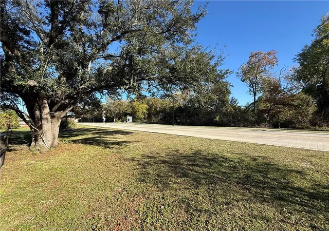 Homes for sale in Gretna, LA | 500 Solon St, Gretna, LA 70053 | MLS# 2534349
