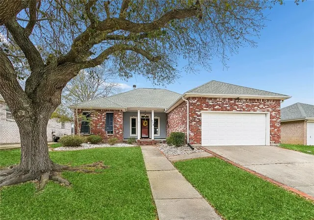 Homes for sale in Slidell, LA | 118 Windward Passage St, Slidell, LA 70458 | MLS# 2536454