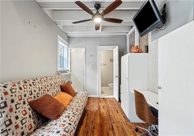 11th image of 631 Saint Peter St #4, New Orleans, LA 70116 | MLS# 2536487