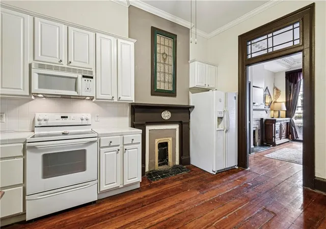 2nd image of 631 Saint Peter St #4, New Orleans, LA 70116 | MLS# 2536487