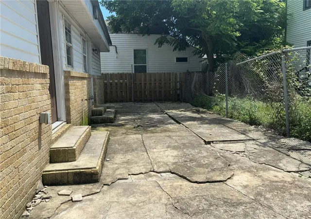 Homes for sale in New Orleans, LA | 530 32 Tupelo St, New Orleans, LA 70117 | MLS# 2536601
