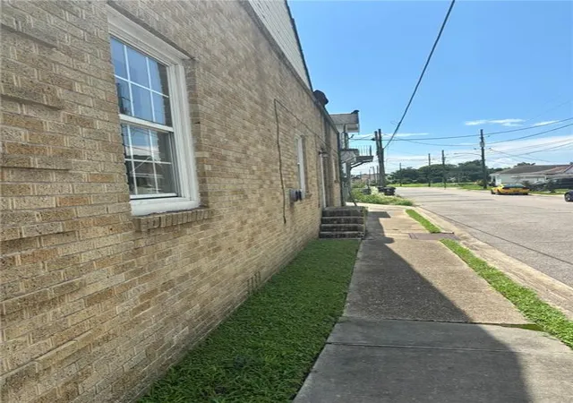 Homes for sale in New Orleans, LA | 530 32 Tupelo St, New Orleans, LA 70117 | MLS# 2536601