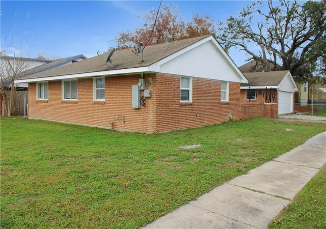 2nd image of 5700 Campus Bnd, New Orleans, LA 70126 | MLS# 2536670