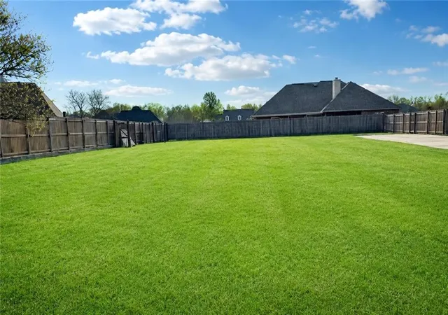 Homes for sale in Hahnville, LA | 103 General Taylor Dr, Hahnville, LA 70057 | MLS# 2536509