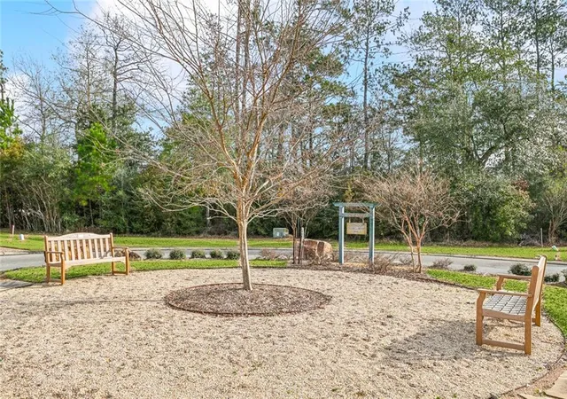 5th image of 14 Wax Myrtle Ln, Covington, LA 70433 | MLS# 2536770