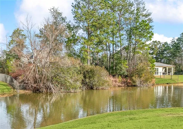 9th image of 14 Wax Myrtle Ln, Covington, LA 70433 | MLS# 2536770