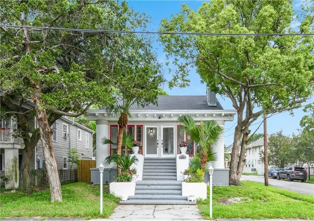 2nd image of 2340 Broadway St, New Orleans, LA 70125 | MLS# 2536787