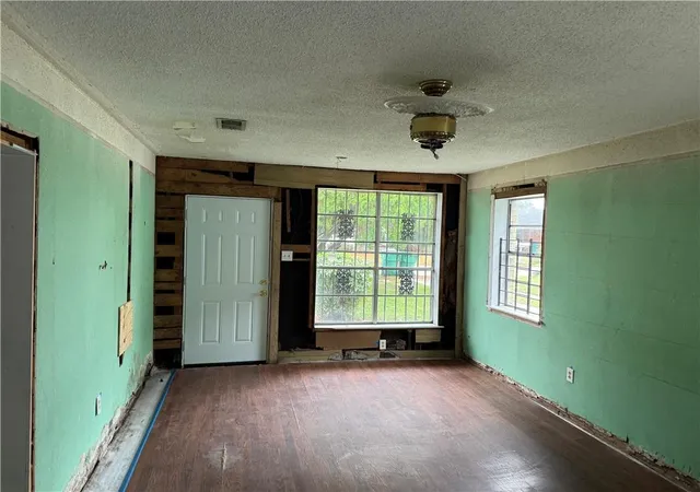 Homes for sale in Marrero, LA | 712 Avenue F, Marrero, LA 70072 | MLS# 2536678
