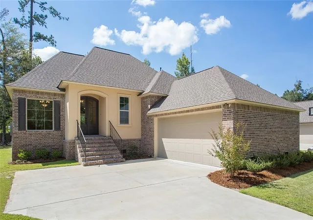 Homes for sale in Covington, LA | 622 Lakewood Northshore Dr, Covington, LA 70433 | MLS# 2536722