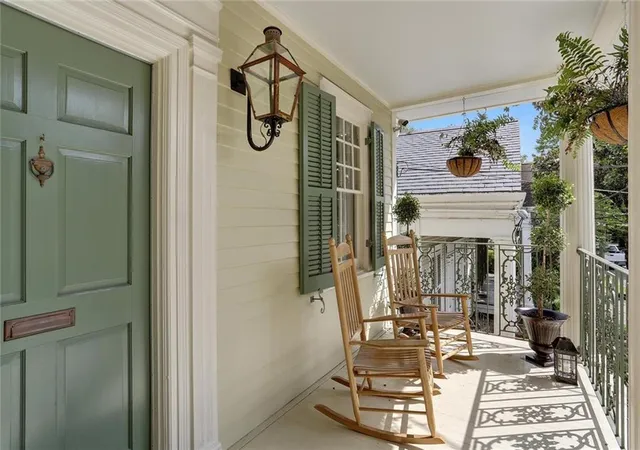 1st image of 332 Walnut St, New Orleans, LA 70118 | MLS# 2536821