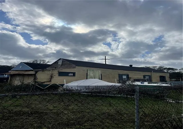 10th image of 2037 Elysian Fields Ave, New Orleans, LA 70117 | MLS# 2535919
