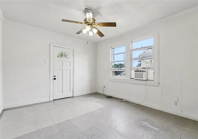 3rd image of 1117 Perry St, Gretna, LA 70053 | MLS# 2537372