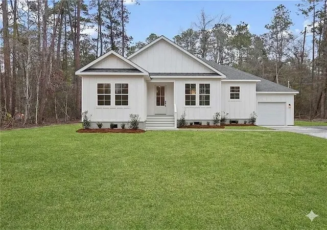 2nd image of 22503 Treadaway, Mandeville, LA 70471 | MLS# 2537220