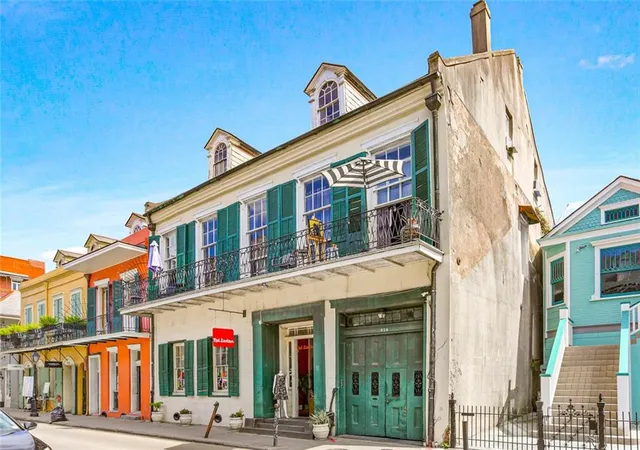 1st image of 824 Royal St, New Orleans, LA 70116 | MLS# 2536745