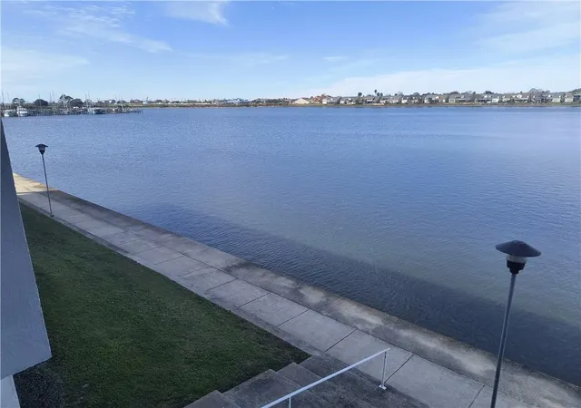 Homes for sale in Slidell, LA | 1244 Harbor Dr, Slidell, LA 70458