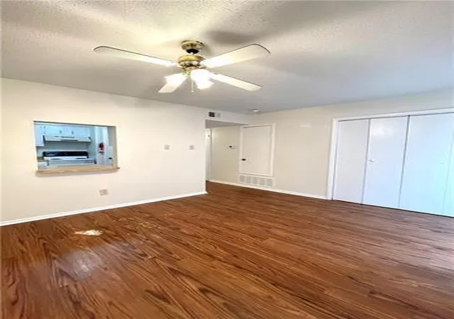Homes for sale in Destrehan, LA | 58 Carriage Ln, Destrehan, LA 70047