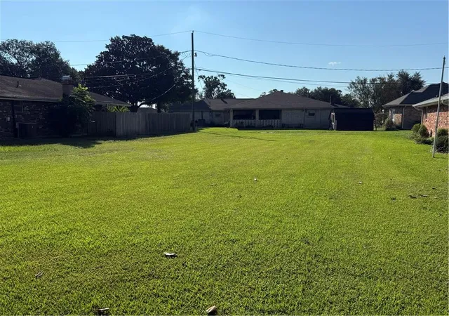 Homes for sale in Saint Rose, LA | 11 Sombrero Ln, Saint Rose, LA 70087 | MLS# 2538374